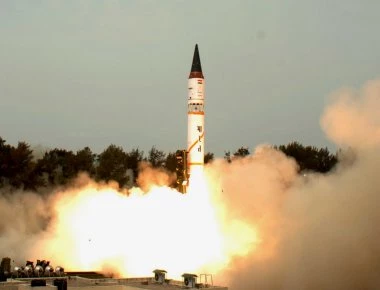 Agni-I: Δοκιμαστική εκτόξευση βαλλιστικού πυραύλου από την Ινδία